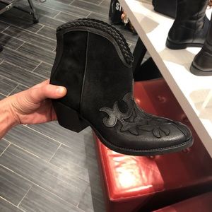 GORGEOUS NEW BOOTS!!!!!!!!!!!!!!!!!!